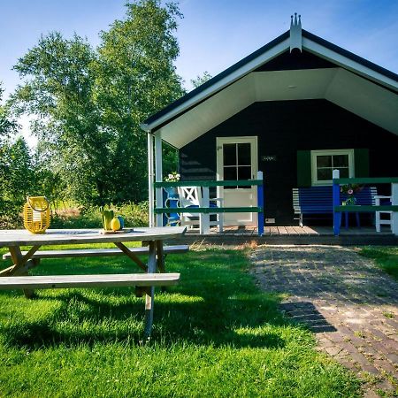 Chalet With Dishwasher, In Natural Environment IJhorst Екстериор снимка